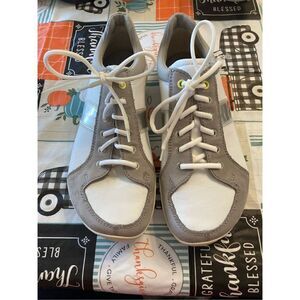 Shoes by my room walking toes men’s 6 1/2 new